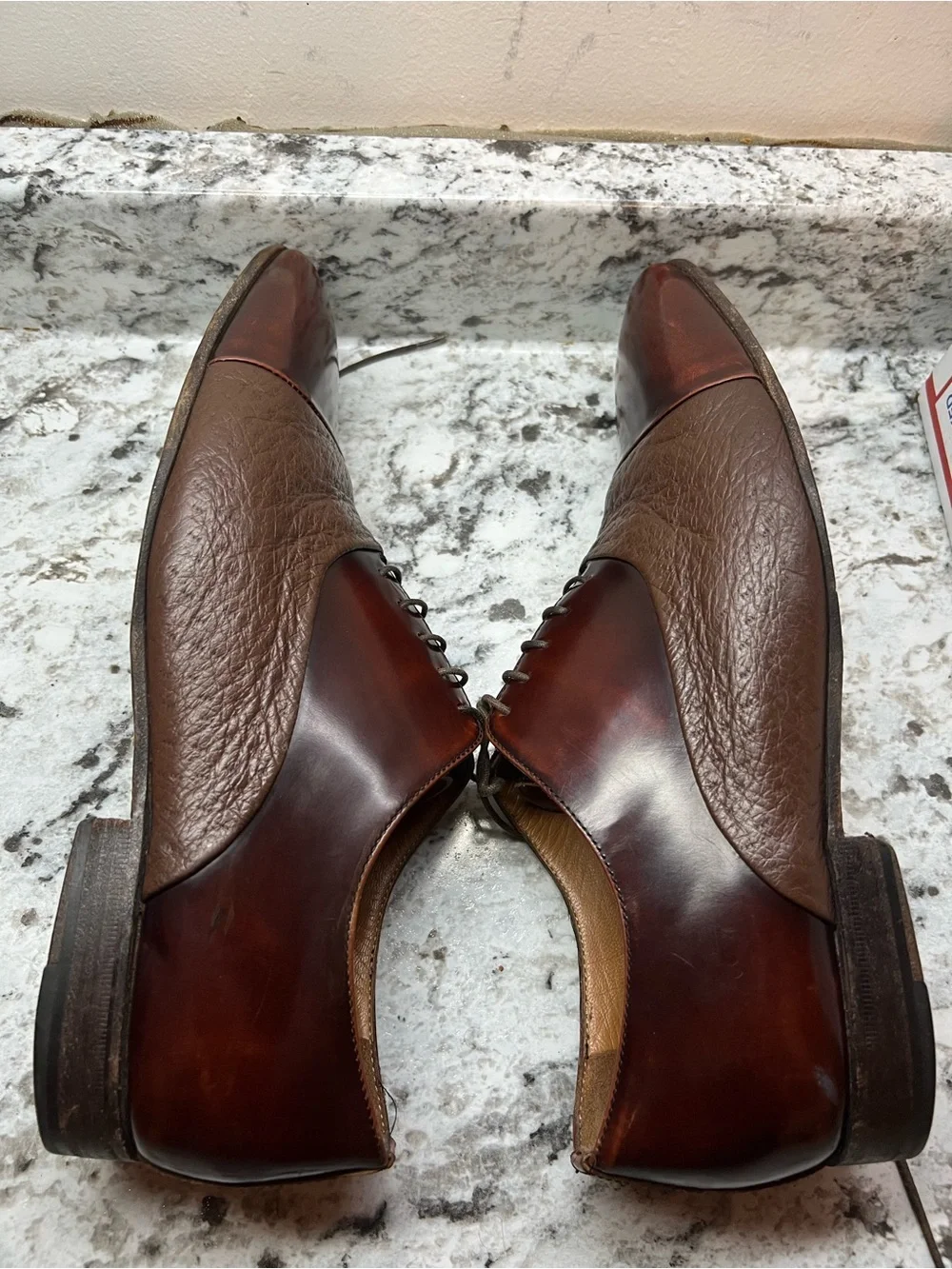 Moreschi for Russell & Bromley Men's Cap Toe Oxfords Brown Textured leatherUS8.5